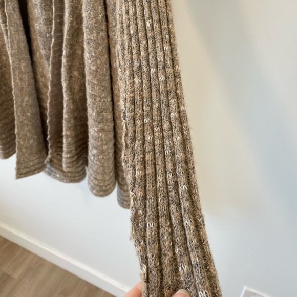 𝅺Beached Shell Open Front Duster Cardigan - Picture 4 of 11